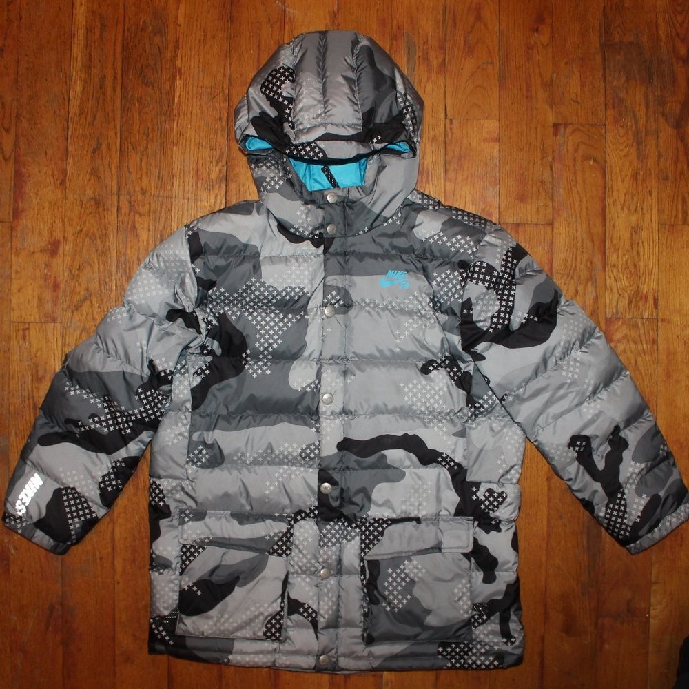 Nike SB Camouflage Puffer Jacket
